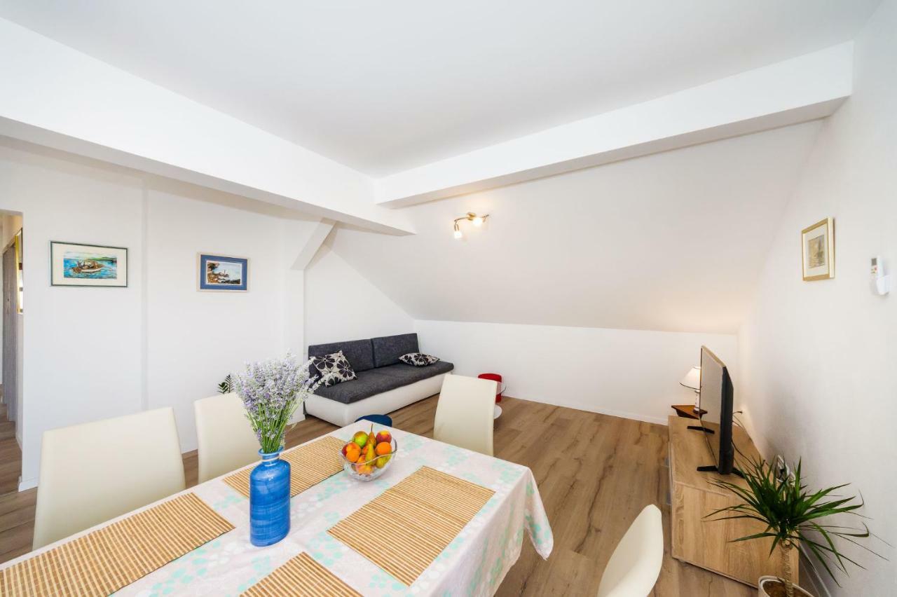 Apartman Iva Zara Esterno foto