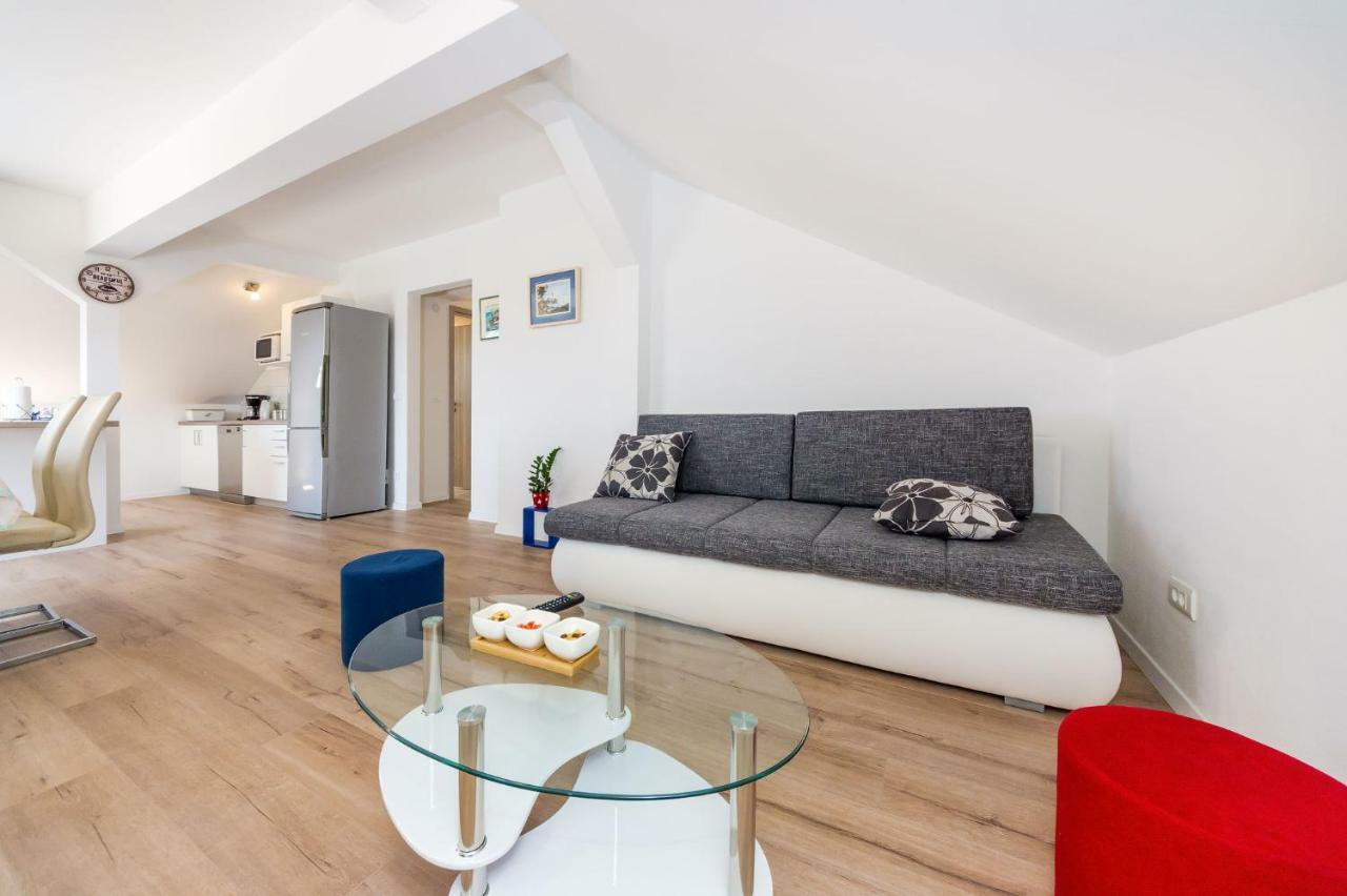 Apartman Iva Zara Esterno foto