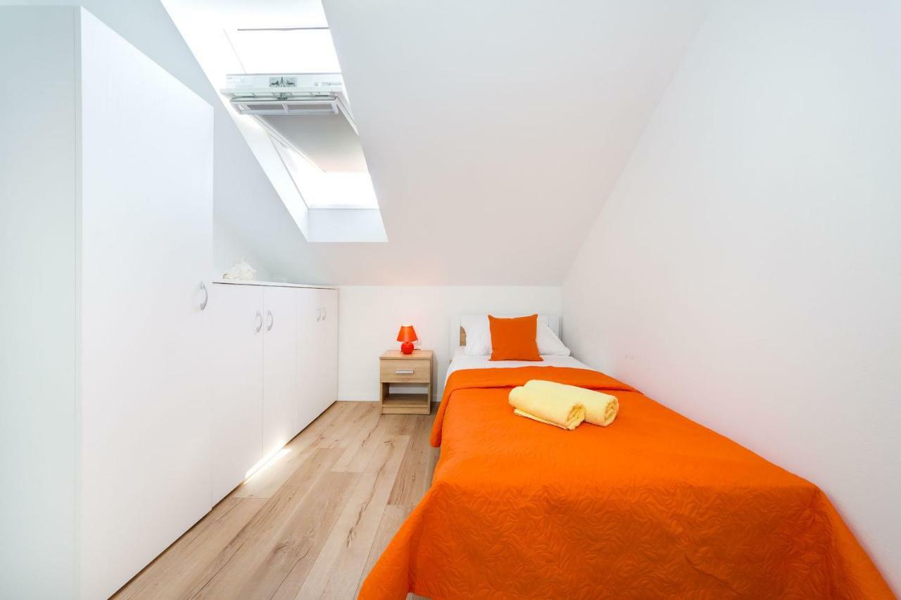 Apartman Iva Zara Esterno foto