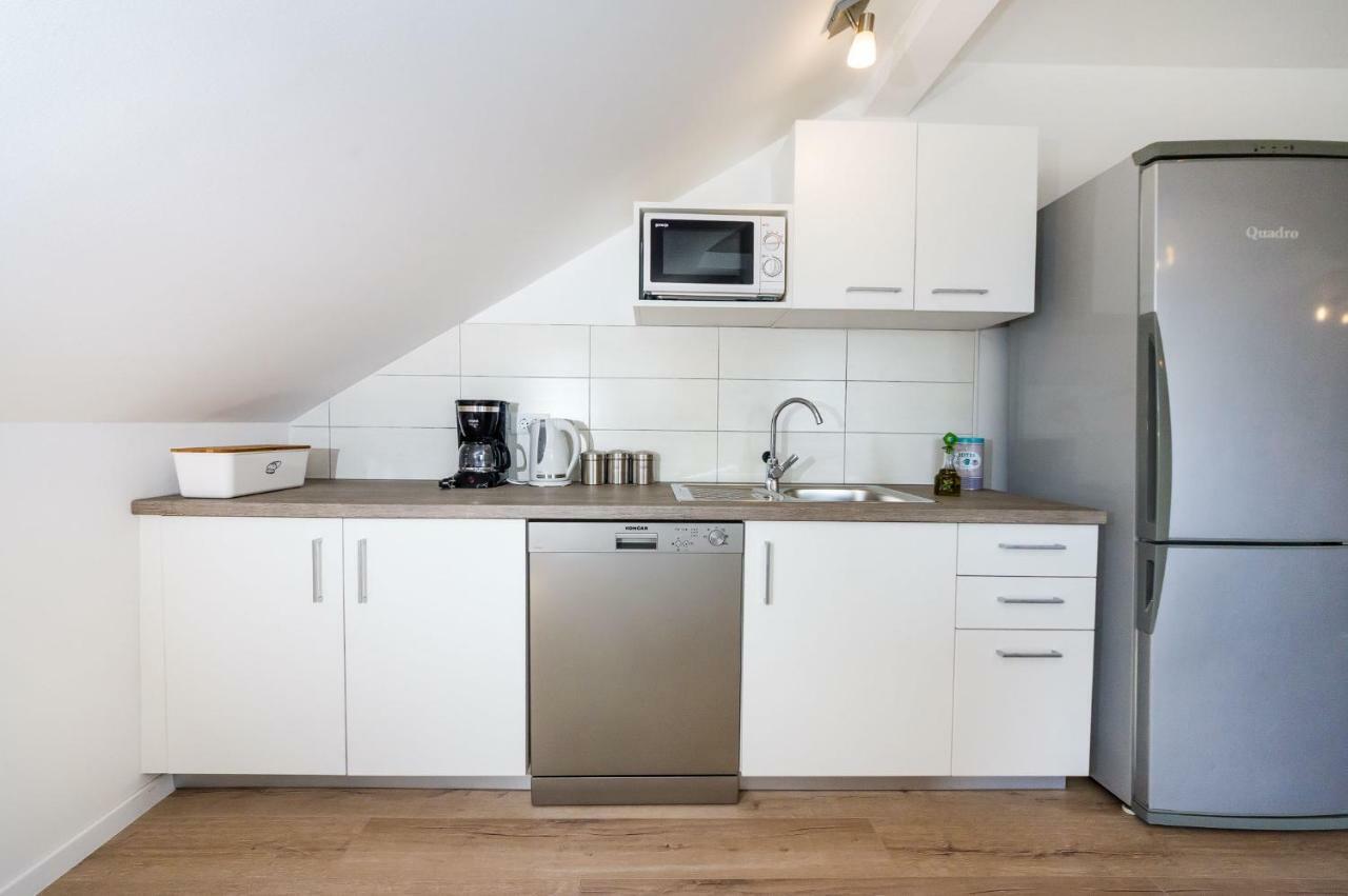 Apartman Iva Zara Esterno foto