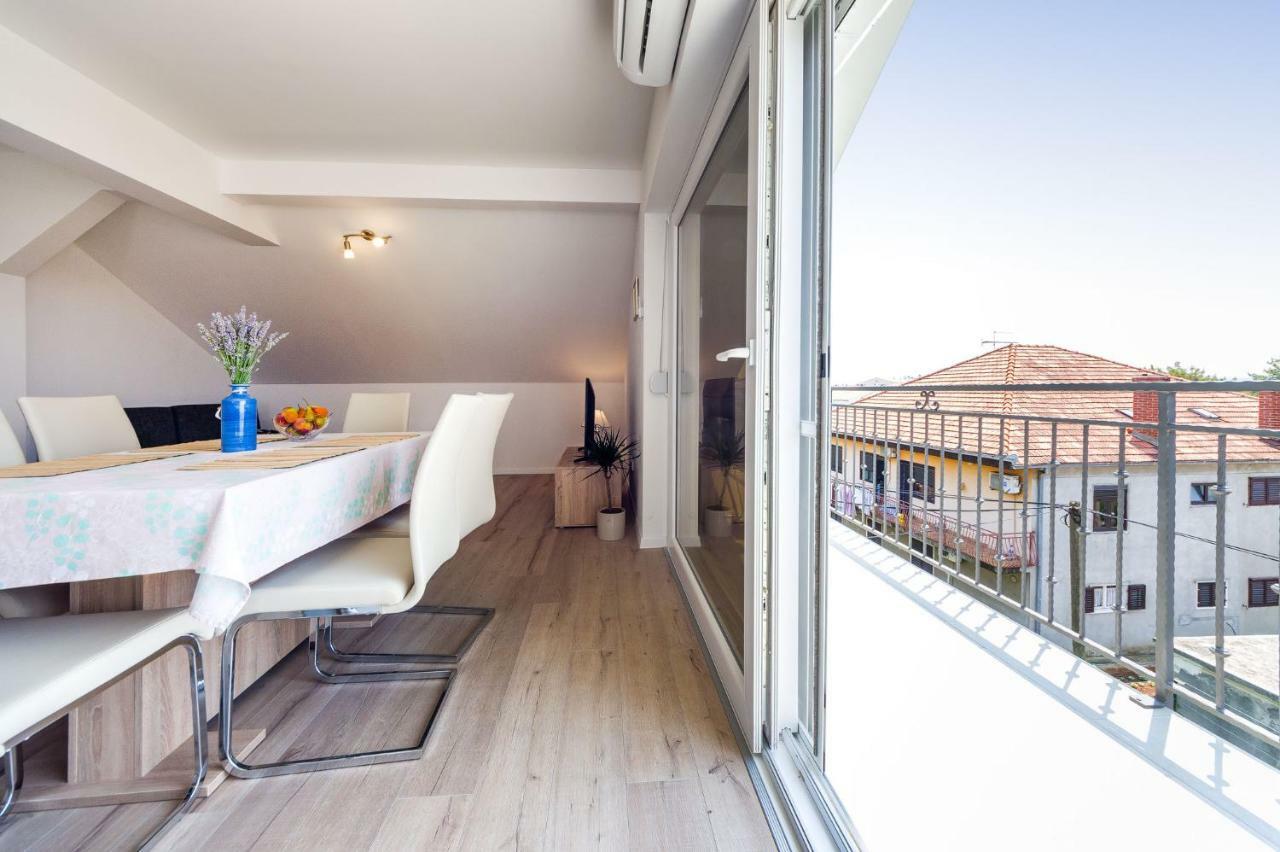 Apartman Iva Zara Esterno foto