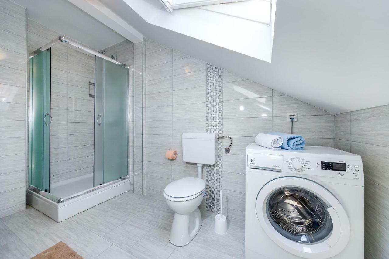 Apartman Iva Zara Esterno foto