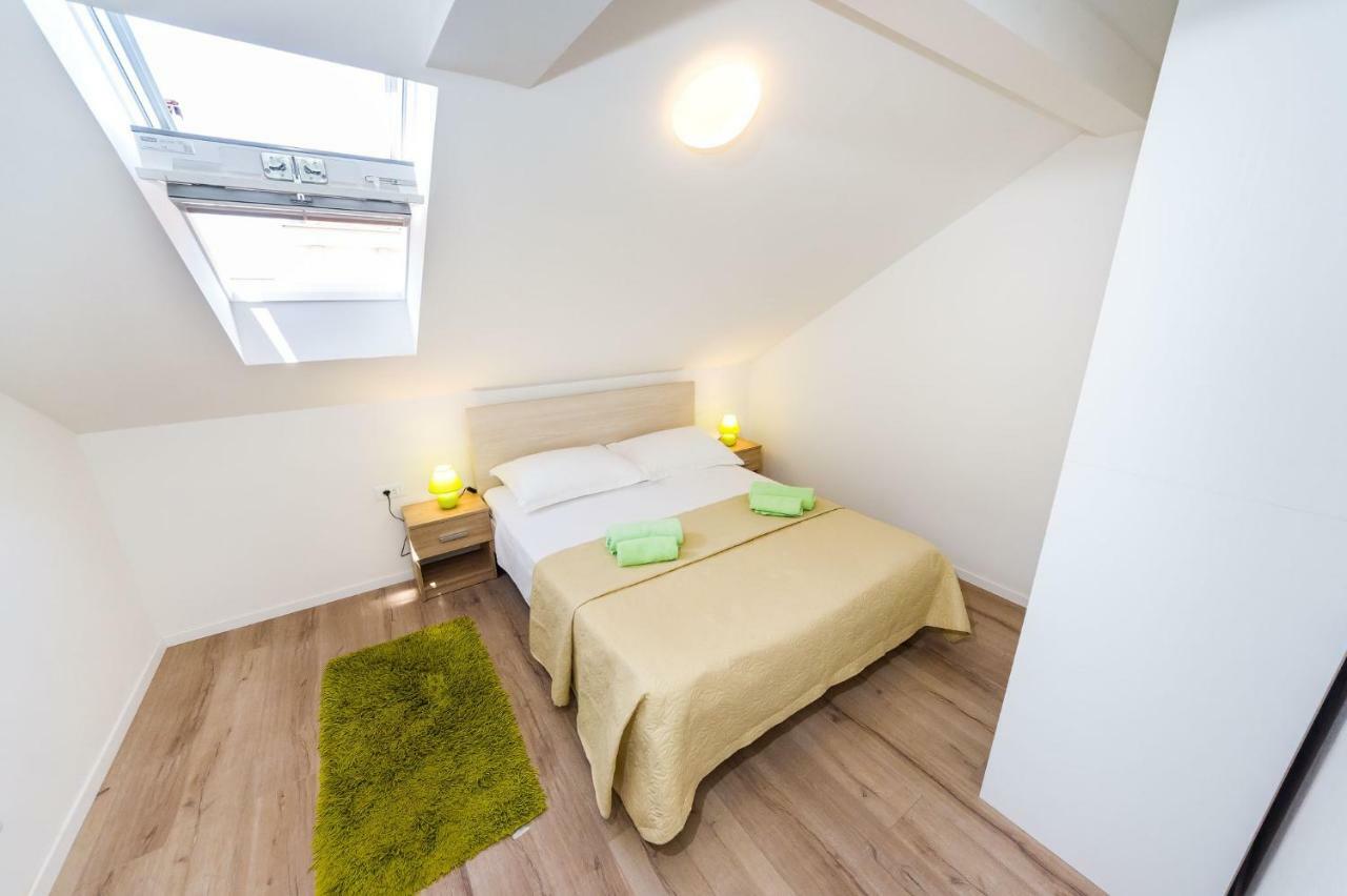 Apartman Iva Zara Esterno foto